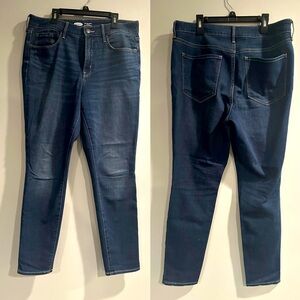 listing-status-banner